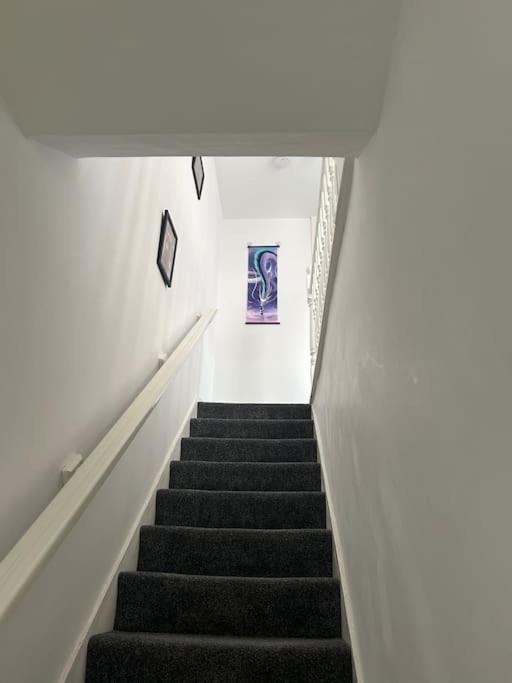Appartement Your Manga House Near Coop Live Ethihad